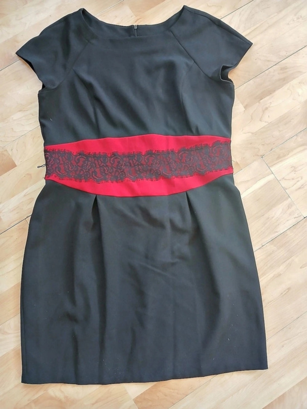 Danny & Nicole Black Red Lace Band Knee-length Dress Size 18